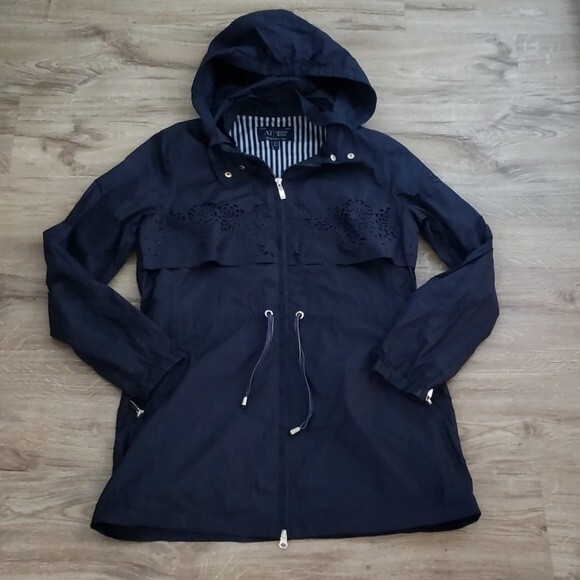 Armani Jeans Navy Blue Laser Cut Floral Chic Full Zip Long Rain Jacket Size 8 - Picture 1 of 4